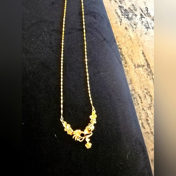 21kgp Dubai Jewelery Elegant Gold Floral Necklace - Picture 1 of 7